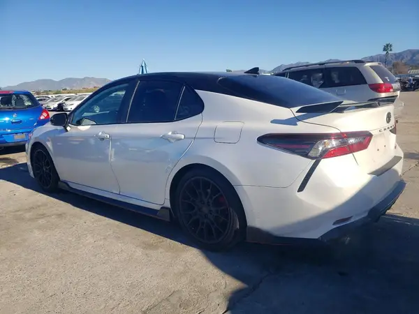 4T1KZ1AK2MU056603 2021 TOYOTA CAMRY - Image 2