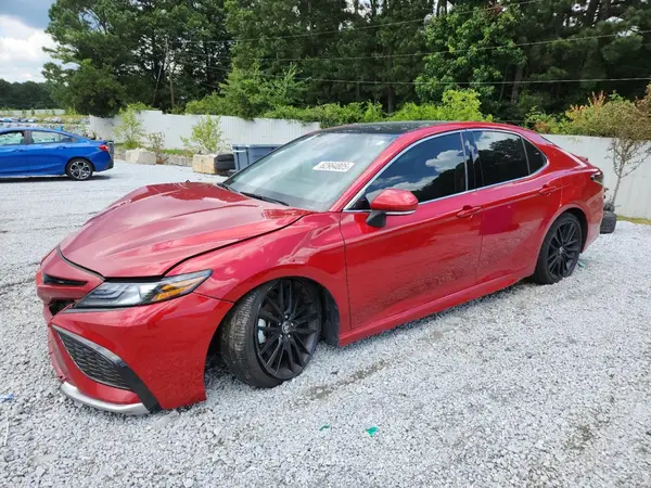 4T1KZ1AK2NU062323 2022 TOYOTA CAMRY - Image 1