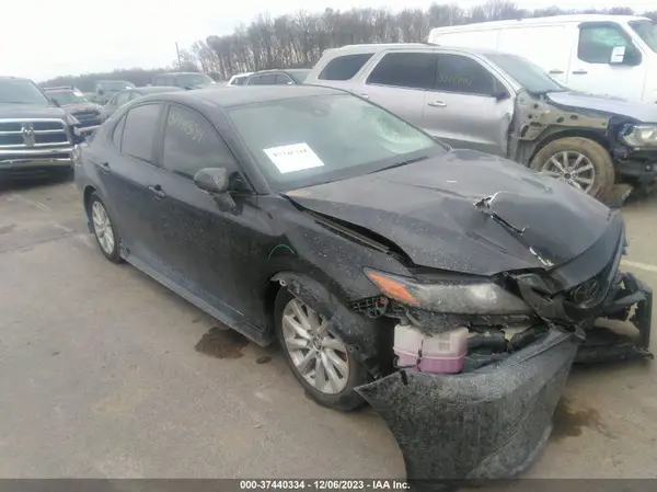 4T1KZ1AK2NU064850 2022 TOYOTA CAMRY - Image 1