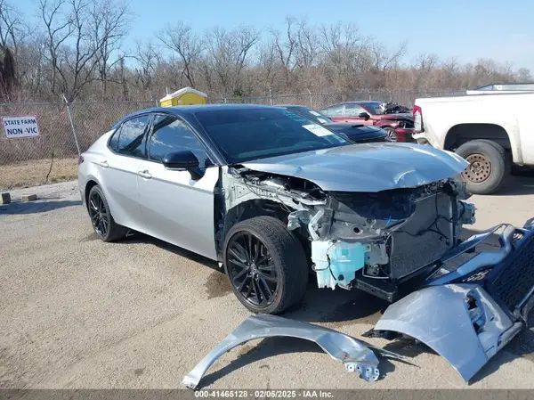 4T1KZ1AK2RU088703 2024 TOYOTA CAMRY - Image 1