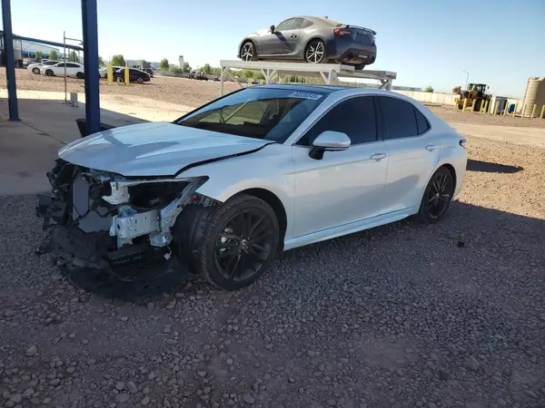 4T1KZ1AK2RU101515 2024 TOYOTA CAMRY - Image 1