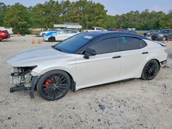 4T1KZ1AK3MU047537 2021 TOYOTA CAMRY - Image 1