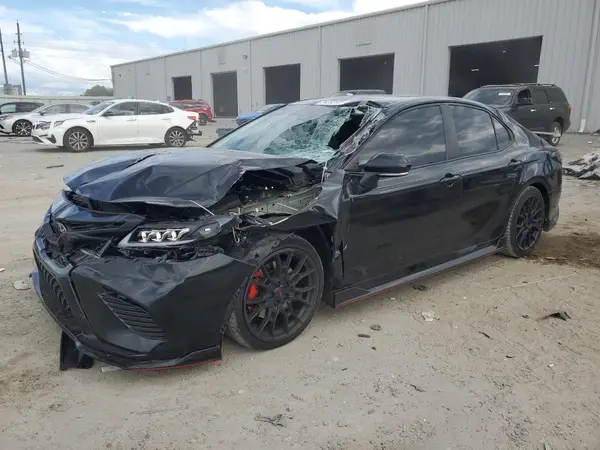 4T1KZ1AK3MU050275 2021 TOYOTA CAMRY - Image 1
