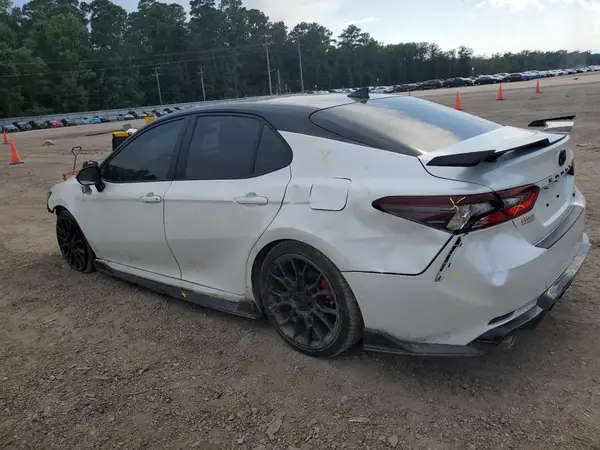 4T1KZ1AK3NU069426 2022 TOYOTA CAMRY - Image 2