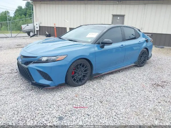 4T1KZ1AK3NU070317 2022 TOYOTA CAMRY - Image 2
