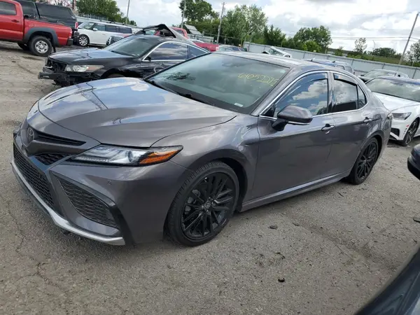 4T1KZ1AK3PU082406 2023 TOYOTA CAMRY - Image 1