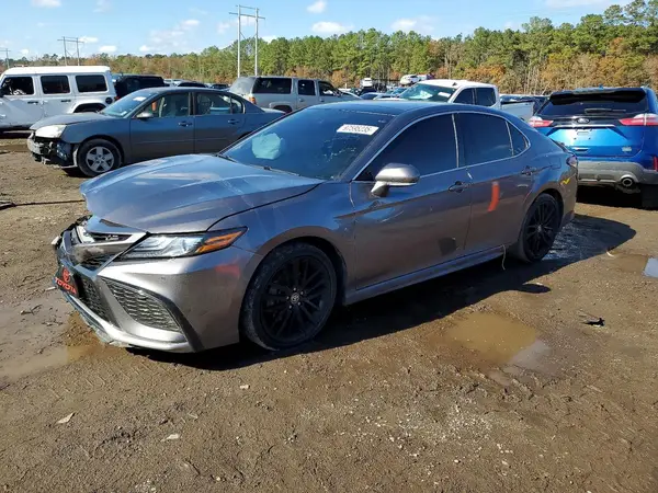 4T1KZ1AK3RU090122 2024 TOYOTA CAMRY - Image 1