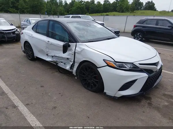 4T1KZ1AK3RU090864 2024 TOYOTA CAMRY - Image 1