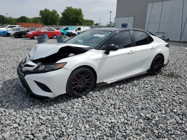 4T1KZ1AK3RU091111 2024 TOYOTA CAMRY - Image 1