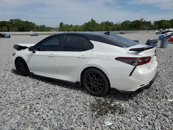 4T1KZ1AK3RU091111 2024 TOYOTA CAMRY - Image 2