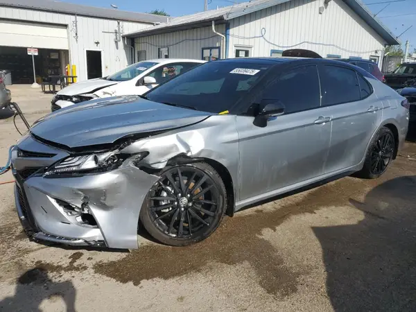 4T1KZ1AK3RU091156 2024 TOYOTA CAMRY - Image 1