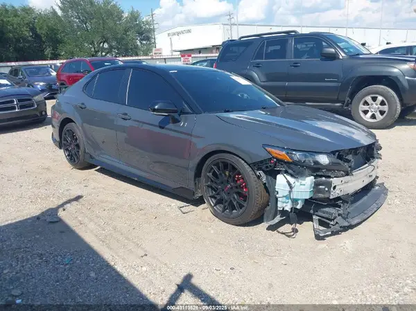 4T1KZ1AK3RU093649 2024 TOYOTA CAMRY - Image 1