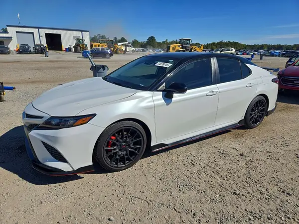 4T1KZ1AK3RU094185 2024 TOYOTA CAMRY - Image 1