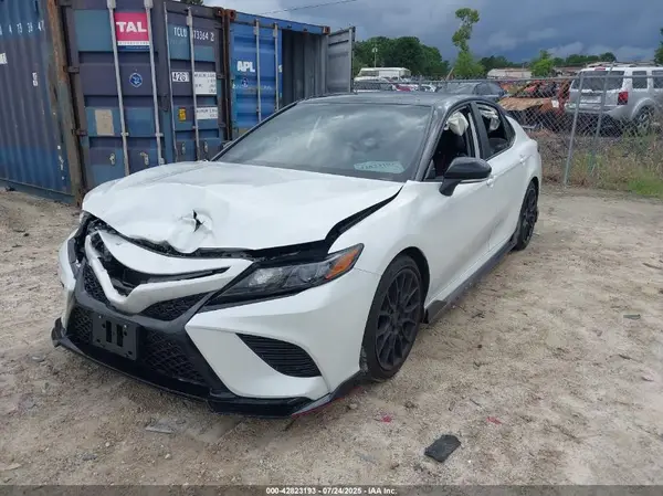 4T1KZ1AK3RU097992 2024 TOYOTA CAMRY - Image 2