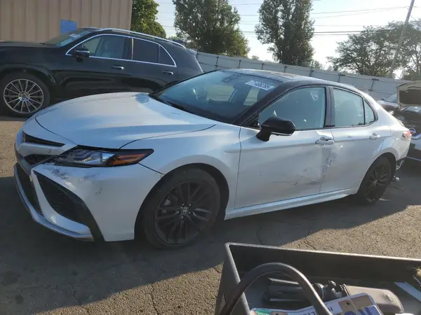 4T1KZ1AK3RU100891 2024 TOYOTA CAMRY - Image 1