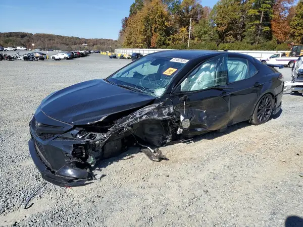 4T1KZ1AK3RU102947 2024 TOYOTA CAMRY - Image 1