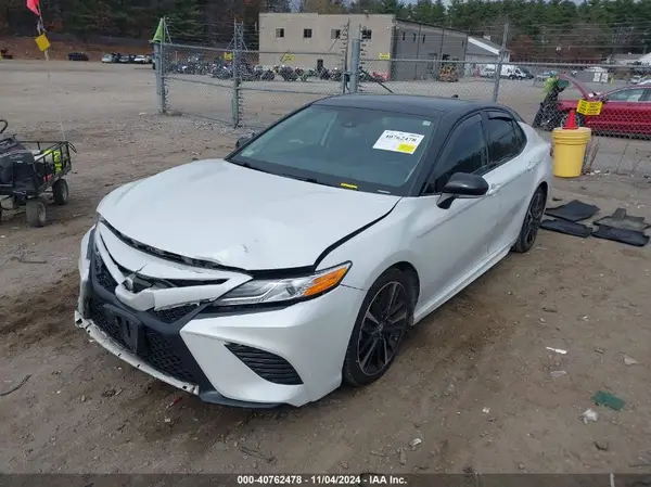4T1KZ1AK4LU039168 2020 TOYOTA CAMRY - Image 2