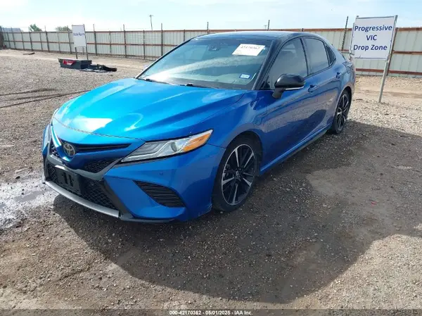4T1KZ1AK4LU045763 2020 TOYOTA CAMRY - Image 2