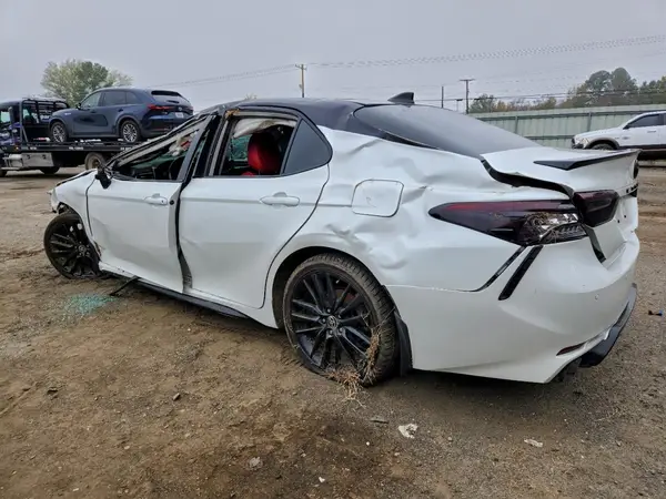 4T1KZ1AK4MU053461 2021 TOYOTA CAMRY - Image 2