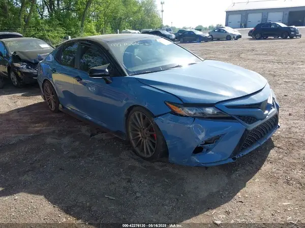 4T1KZ1AK4NU061948 2022 TOYOTA CAMRY - Image 1