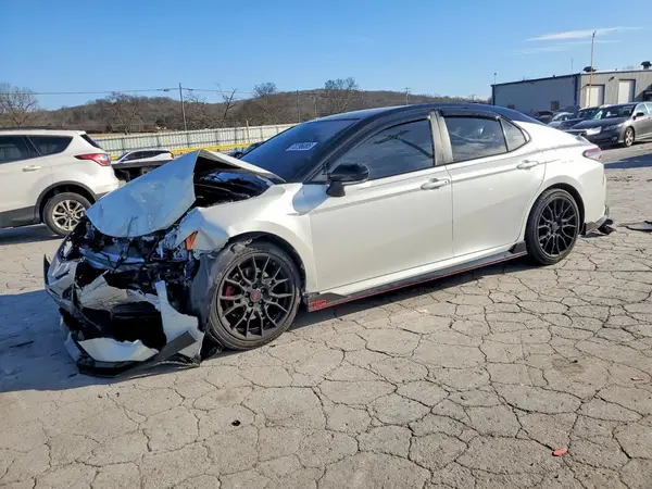 4T1KZ1AK4NU066681 2022 TOYOTA CAMRY - Image 1
