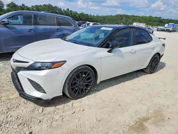 4T1KZ1AK4NU069919 2022 TOYOTA CAMRY - Image 1
