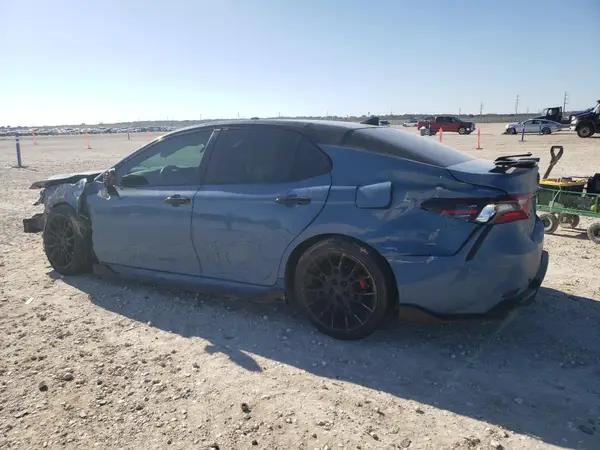 4T1KZ1AK4NU070441 2022 TOYOTA CAMRY - Image 2