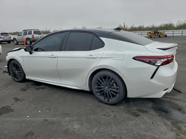 4T1KZ1AK4PU077635 2023 TOYOTA CAMRY - Image 2