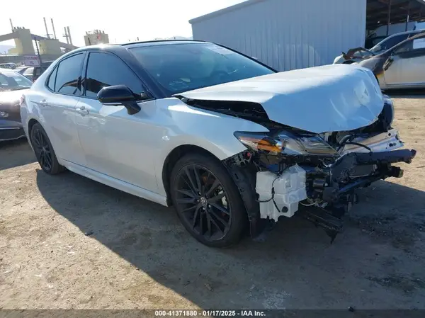 4T1KZ1AK4PU087758 2023 TOYOTA CAMRY - Image 1