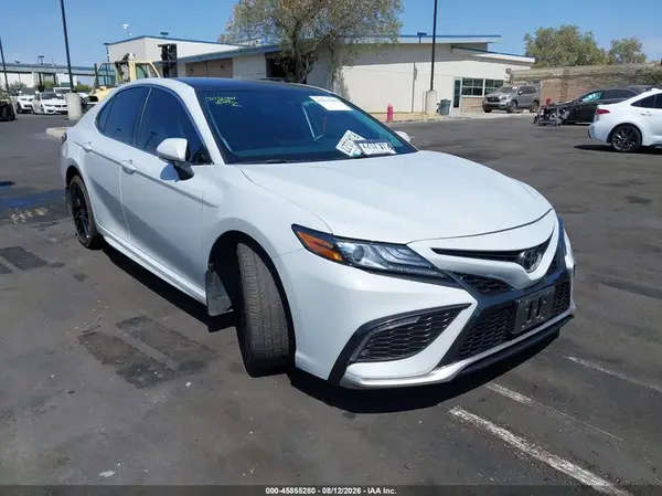 4T1KZ1AK4RU090100 2024 TOYOTA CAMRY - Image 1