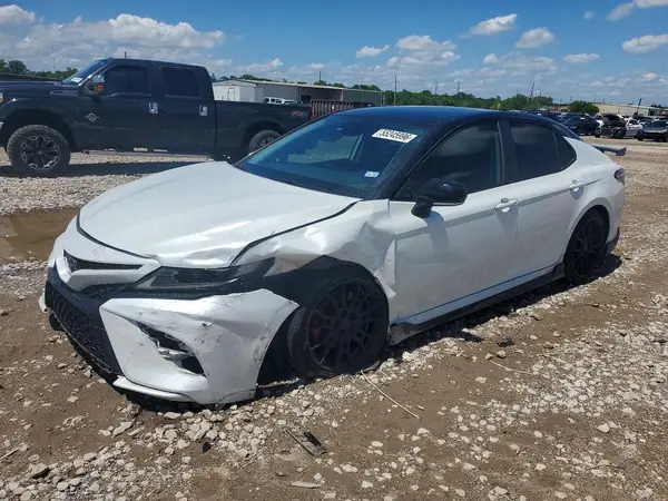 4T1KZ1AK4RU093806 2024 TOYOTA CAMRY - Image 1