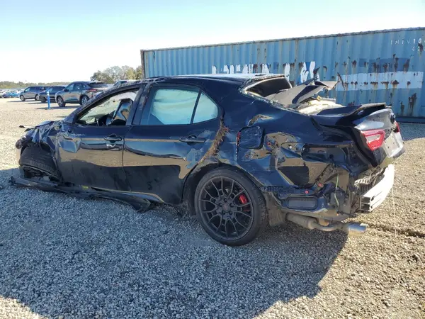 4T1KZ1AK4RU100821 2024 TOYOTA CAMRY - Image 2
