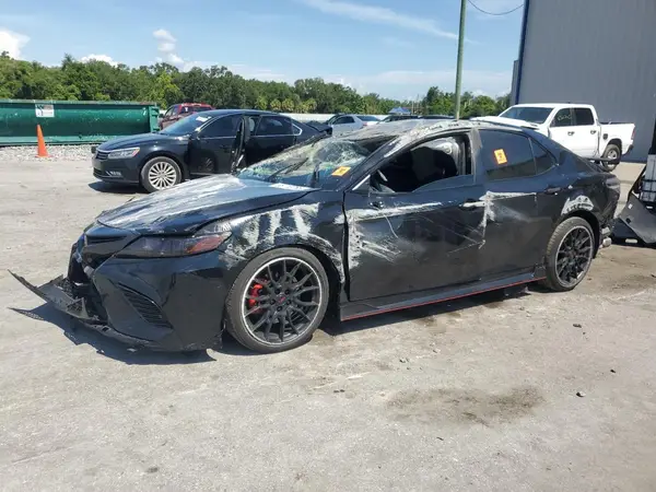 4T1KZ1AK4RU104142 2024 TOYOTA CAMRY - Image 1