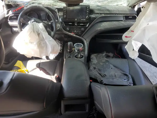 4T1KZ1AK4RU104142 2024 TOYOTA CAMRY - Image 8