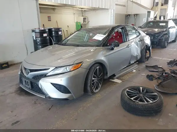 4T1KZ1AK5LU038952 2020 TOYOTA CAMRY - Image 2