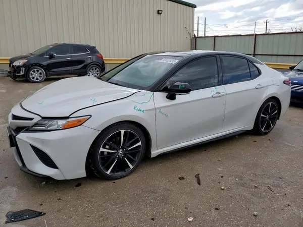4T1KZ1AK5LU042211 2020 TOYOTA CAMRY - Image 1