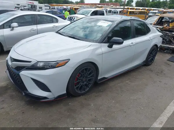 4T1KZ1AK5MU052173 2021 TOYOTA CAMRY - Image 2
