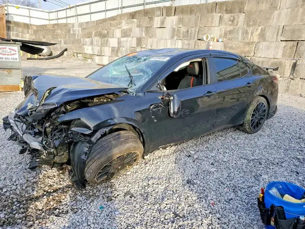 4T1KZ1AK5MU054182 2021 TOYOTA CAMRY - Image 1