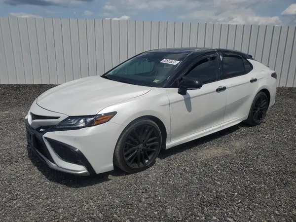 4T1KZ1AK5MU058006 2021 TOYOTA CAMRY - Image 1