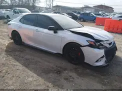 4T1KZ1AK5NU060324 2022 TOYOTA CAMRY