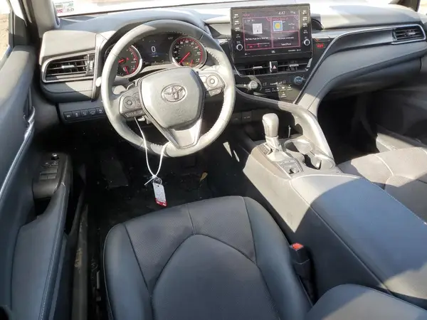 4T1KZ1AK5NU063367 2022 TOYOTA CAMRY - Image 8