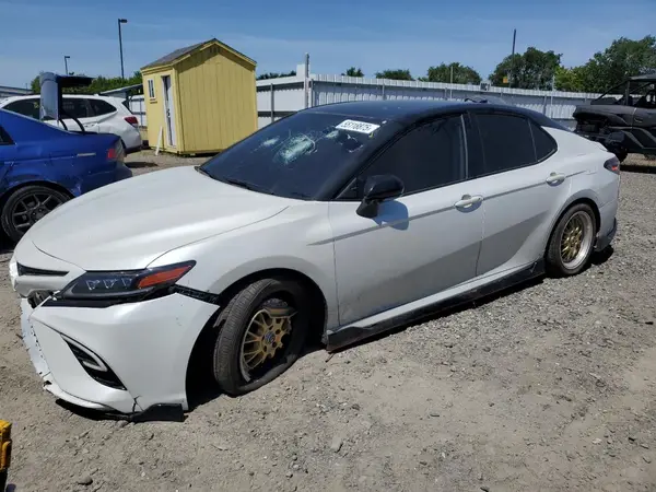4T1KZ1AK5NU065362 2022 TOYOTA CAMRY - Image 1