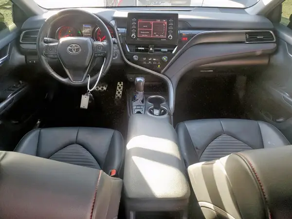 4T1KZ1AK5NU068357 2022 TOYOTA CAMRY - Image 8