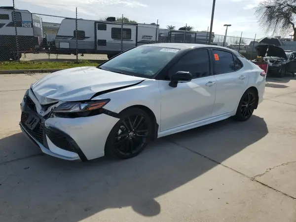 4T1KZ1AK5PU076316 2023 TOYOTA CAMRY - Image 1