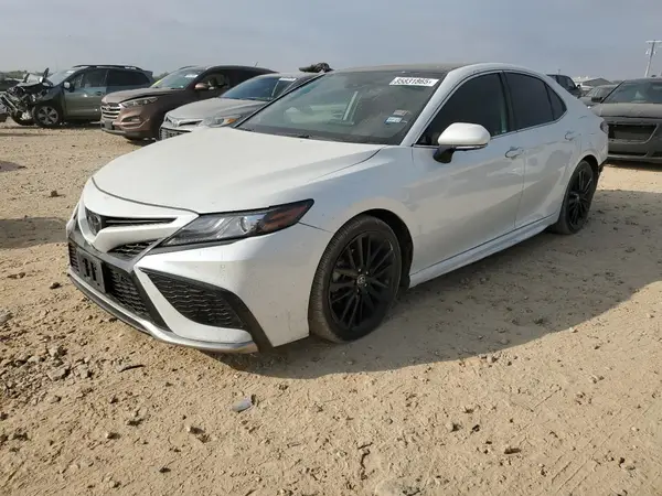 4T1KZ1AK5RU089733 2024 TOYOTA CAMRY - Image 1
