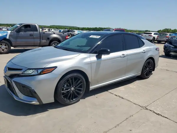 4T1KZ1AK5RU093278 2024 TOYOTA CAMRY - Image 1