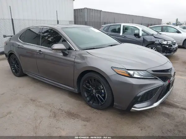 4T1KZ1AK5RU103582 2024 TOYOTA CAMRY - Image 1