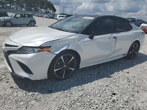 4T1KZ1AK6LU044968 2020 TOYOTA CAMRY - Image 1