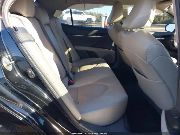 4T1KZ1AK6LU045666 2020 TOYOTA CAMRY - Image 8