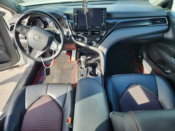 4T1KZ1AK6MU052568 2021 TOYOTA CAMRY - Image 8